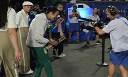 الملاكمة الجزائرية خليف توجه رسالة لمفجري أزمة "الأهلية الجنسية"